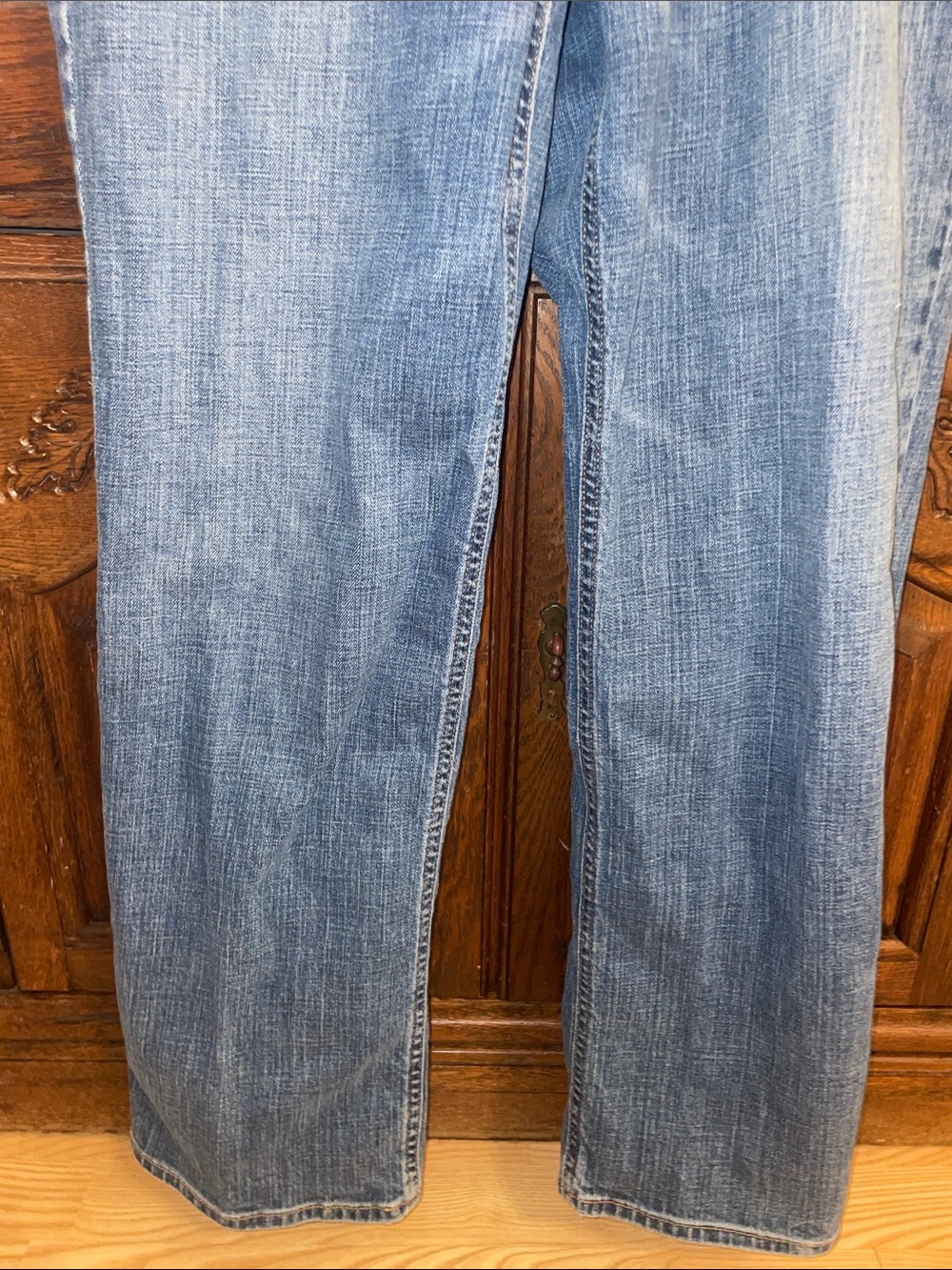 Eddie Bauer Women's Straight Leg Faded Blue Jeans, 12 Short - Picture 8 of 9